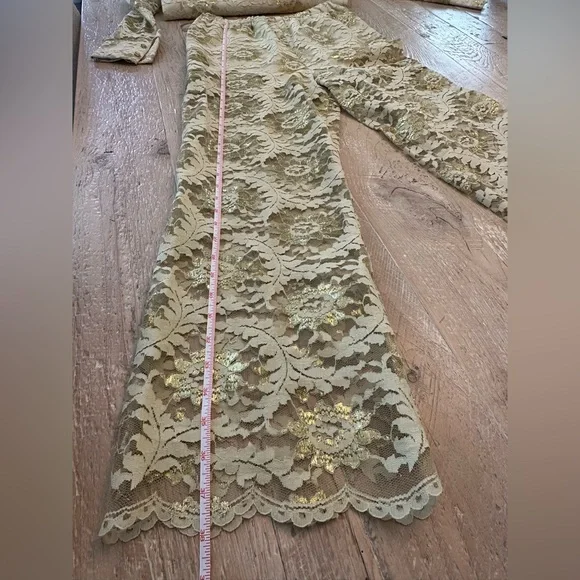 Gibbs-Louis 60s Vintage Gold Floral Lace Two-Piece Holiday Set - Picture 14 of 14